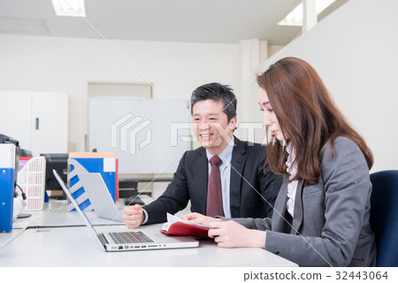 辦公室形象 辦公室形象 32443064