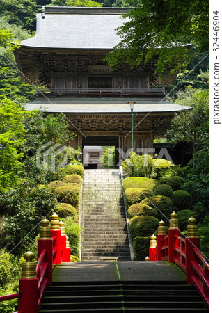 Stone steps and the mountain gate seen from the Undo Temple vermillion drum bridge 32446904