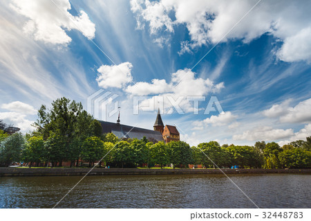Cathedral of Kaliningrad 32448783