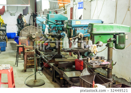 Drill machine 32449521