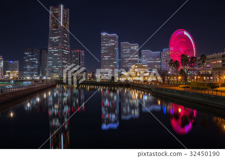 [橫濱夜景] Minatomirai Cosmo Clock Mangokubashi 32450190