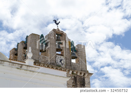 Bell tower of the Cathedral of Faro (Portugal) 32450732