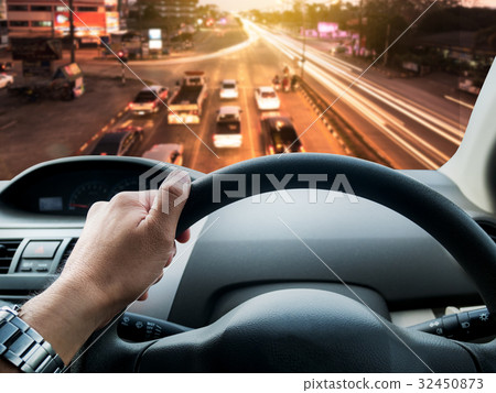 Driving a car at night, bokeh color 32450873
