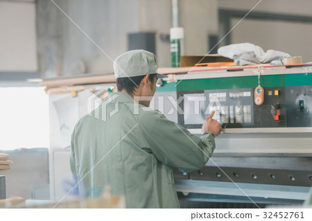 factories, factory, gents 32452761