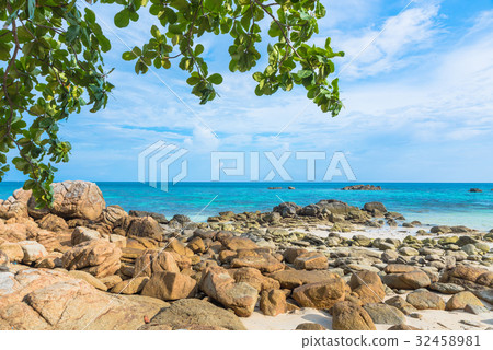 Holiday in Thailand - Beautiful Island  32458981