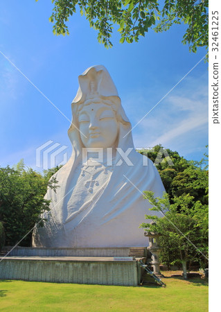 Fresh green Oboe Kannon 32461225