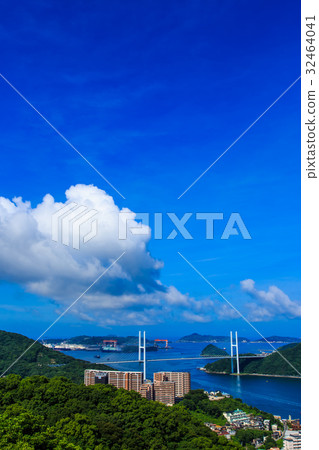 Nabe Crow Mountain Observatory Scenery of Nagasaki Harbor and Goddess Ohashi Bridge 32464041
