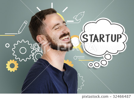 Imagining creative inspiration thought bubble Imagining creative inspiration thought bubble 32466487