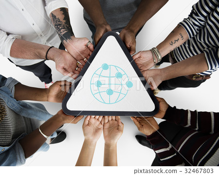 Illustration of global communication networking technology 32467803
