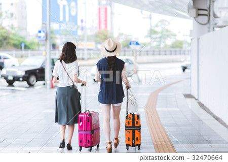 女孩之旅機場巴士站 32470664