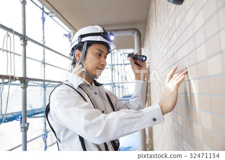 External wall survey 32471154