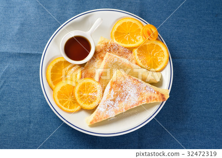 French toast	 32472319