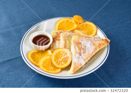 French toast	 32472320