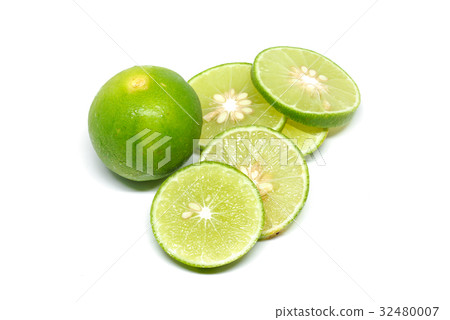 Lime on a white background 32480007