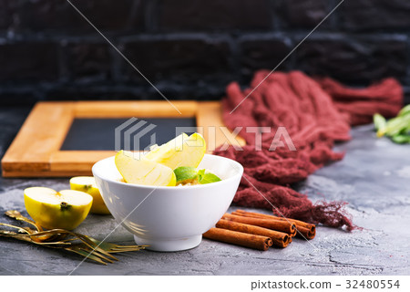 oat porridge oat porridge 32480554