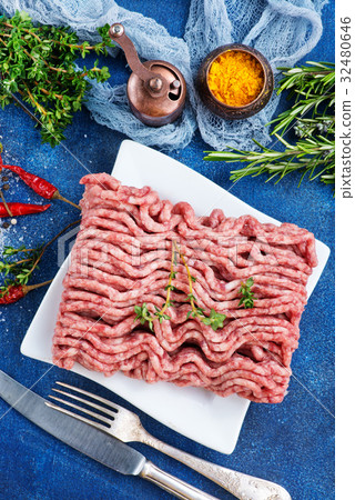 minced meat minced meat 32480646