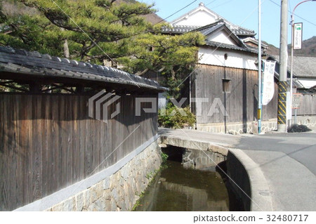 Shodoshima soya's town Soy sauce Hishio no Sato Shodoshima soya's town Soy sauce Hishio no Sato 32480717