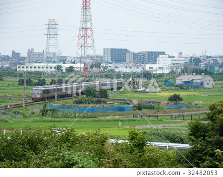 Romance car EXE heading for Isehara station Romance car EXE heading for Isehara station 32482053