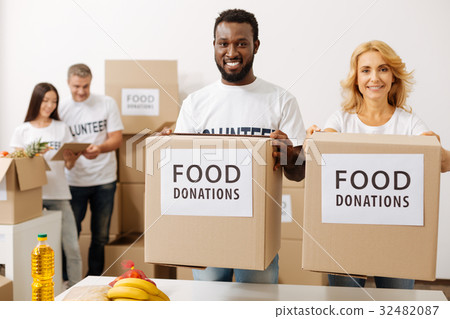 Passionate bright people encouraging contributions 32482087