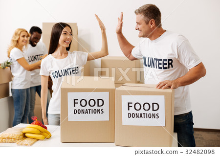 Passionate friendly people happy doing the right Passionate friendly people happy doing the right 32482098