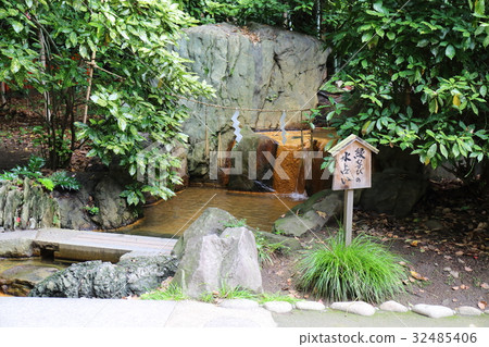Kobe Ikuta Shrine Human fortune telling 32485406