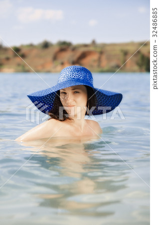portrait 32486885