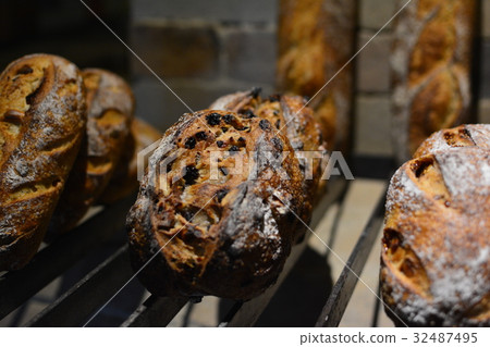 Freshly baked bread Freshly baked bread 32487495