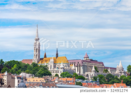 Fishermans bastion castle in Budapest 32491274