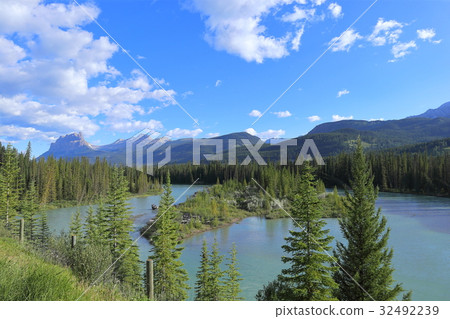 加拿大洛基博河和山脈 加拿大洛基博河和山脈 32492239