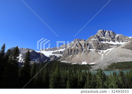 加拿大岩石弓湖風景 32493033