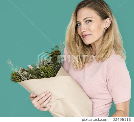 Woman Smiling Happiness Flower Bouquet Portrait Concept Woman Smiling Happiness Flower Bouquet Portrait Concept 32496118
