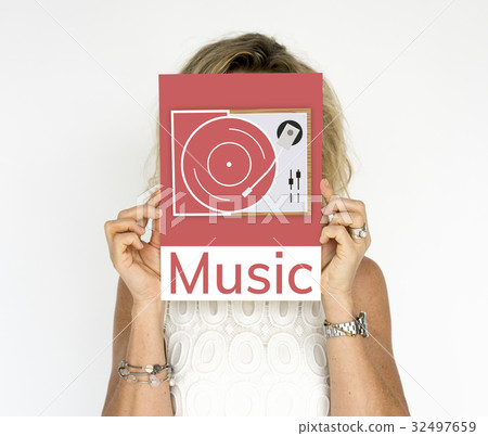 Illustration of retro music vinyl record on gramophone 32497659