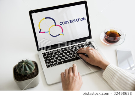 Chat online speech bubble icon Chat online speech bubble icon 32498658