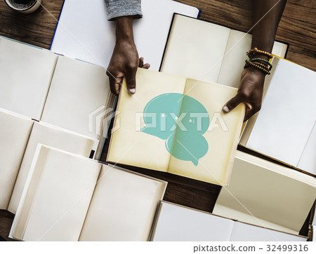 Illustration of speech bubble interact communication Illustration of speech bubble interact communication 32499316