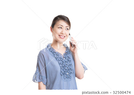Japanese lady white background smile smartphone 32500474