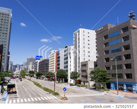 Nagoya City Higashi-ku Urban landscape Sakurada dori Sakura dori Izumi 1 chome East View from the intersection toward Nagoya Station 32502557