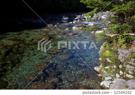 Yakushima Yakushima 32504282