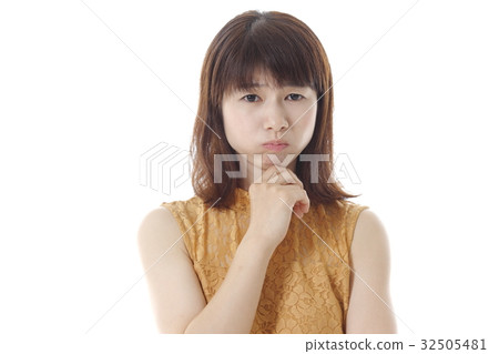 一個有著困惑的女人 一個有著困惑的女人 32505481