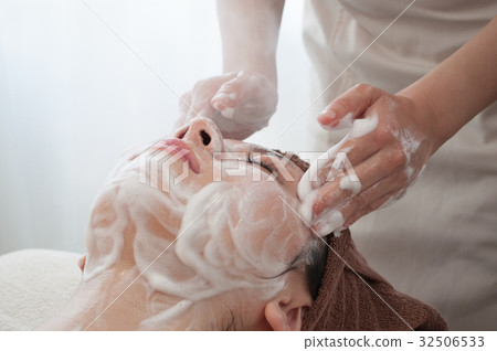 Beauty and facial Beauty and facial 32506533