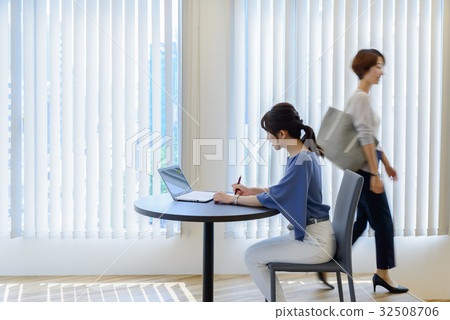 辦公室業務 辦公室業務 32508706