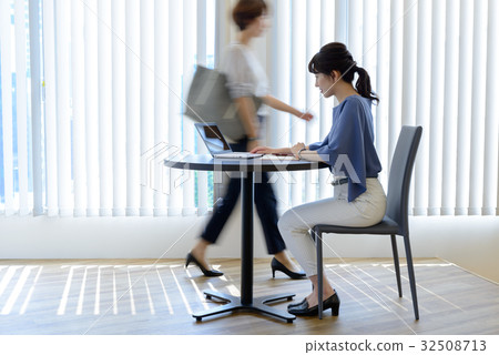 辦公室業務 32508713