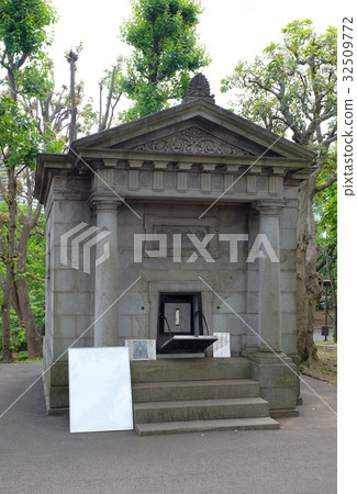 [Tokyo designated tangible cultural property] (crystal plate open) Japanese standard origin 32509772