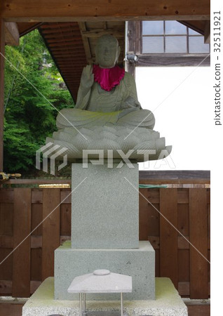 Shinshu's cultural asset masterpiece Moriya Sadaharu Ishidoba Juzen Jizo large bodhisattva Front view Full length (Minowa-cho Nagamatsuji) Shinshu's cultural asset masterpiece Moriya Sadaharu Ishidoba Juzen Jizo large bodhisattva Front view Full length (Minowa-cho Nagamatsuji) 32511921