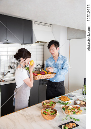 A couple of kitchen A couple of kitchen 32512653