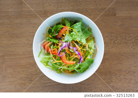 A salad A salad 32513263