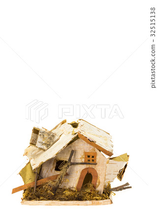Vacant house image: Collapsed house (model miniature) 32515138
