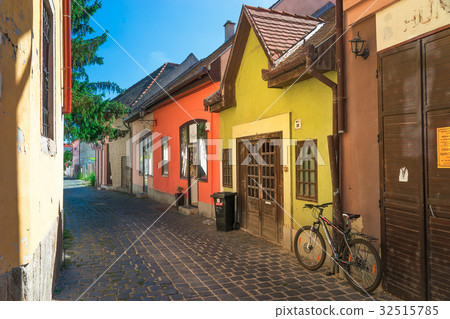 The Beautiful Wine Region of Eger in Hungary 32515785