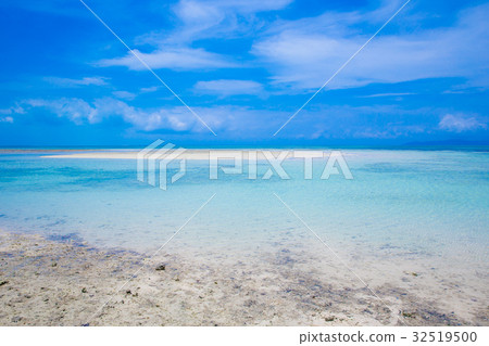 沒有人的海灘 32519500