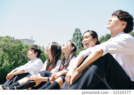 High school students 32520177