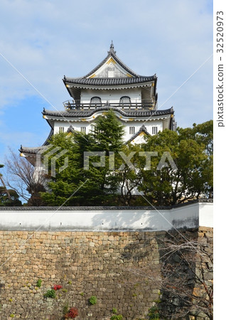 岸和田城堡(Kishijo-machi,岸和田市,大阪府)的城堡塔 岸和田城堡(Kishijo-machi,岸和田市,大阪府)的城堡塔 32520973
